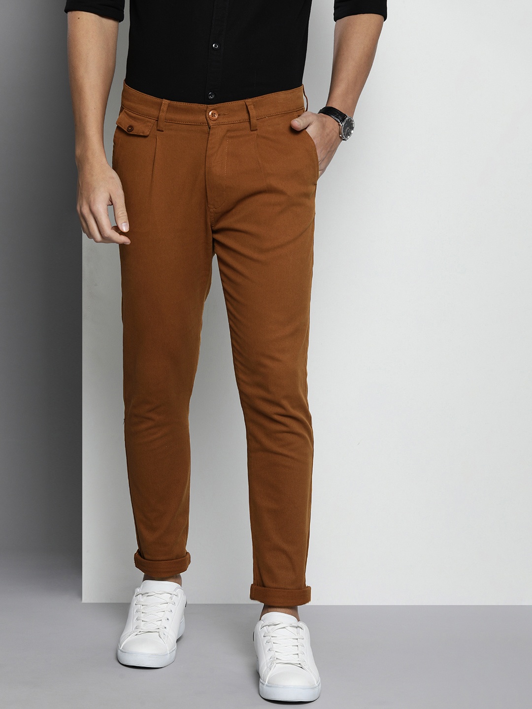 

The Indian Garage Co Men Slim Fit Chinos, Rust