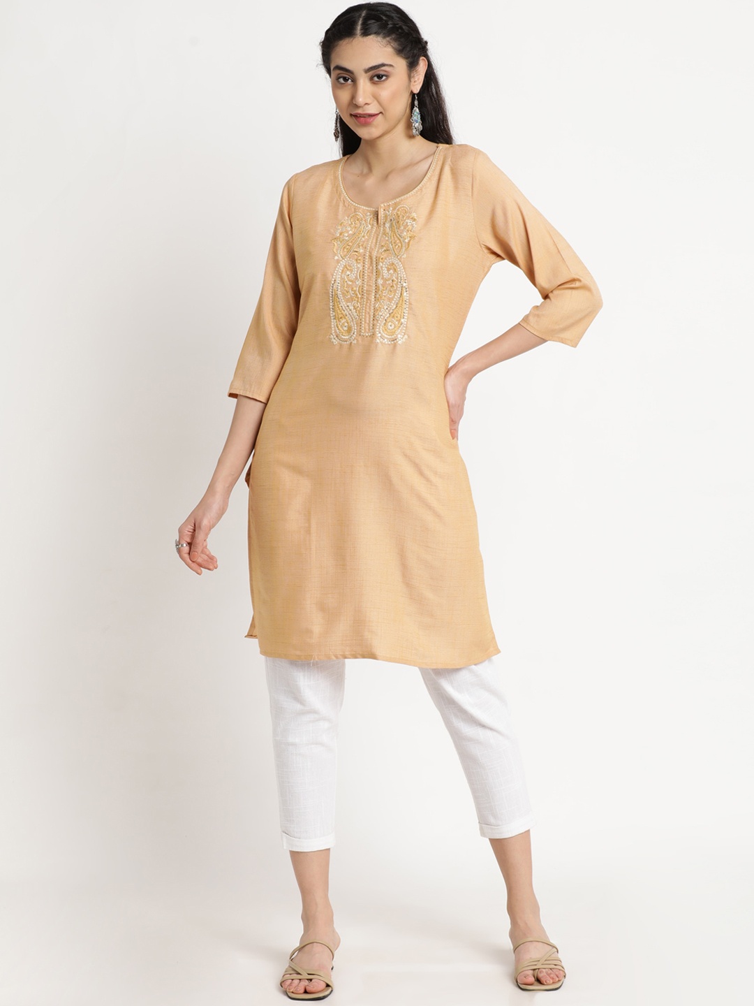 

FLAVIDO Paisley Yoke Design Thread Work Kurta, Brown