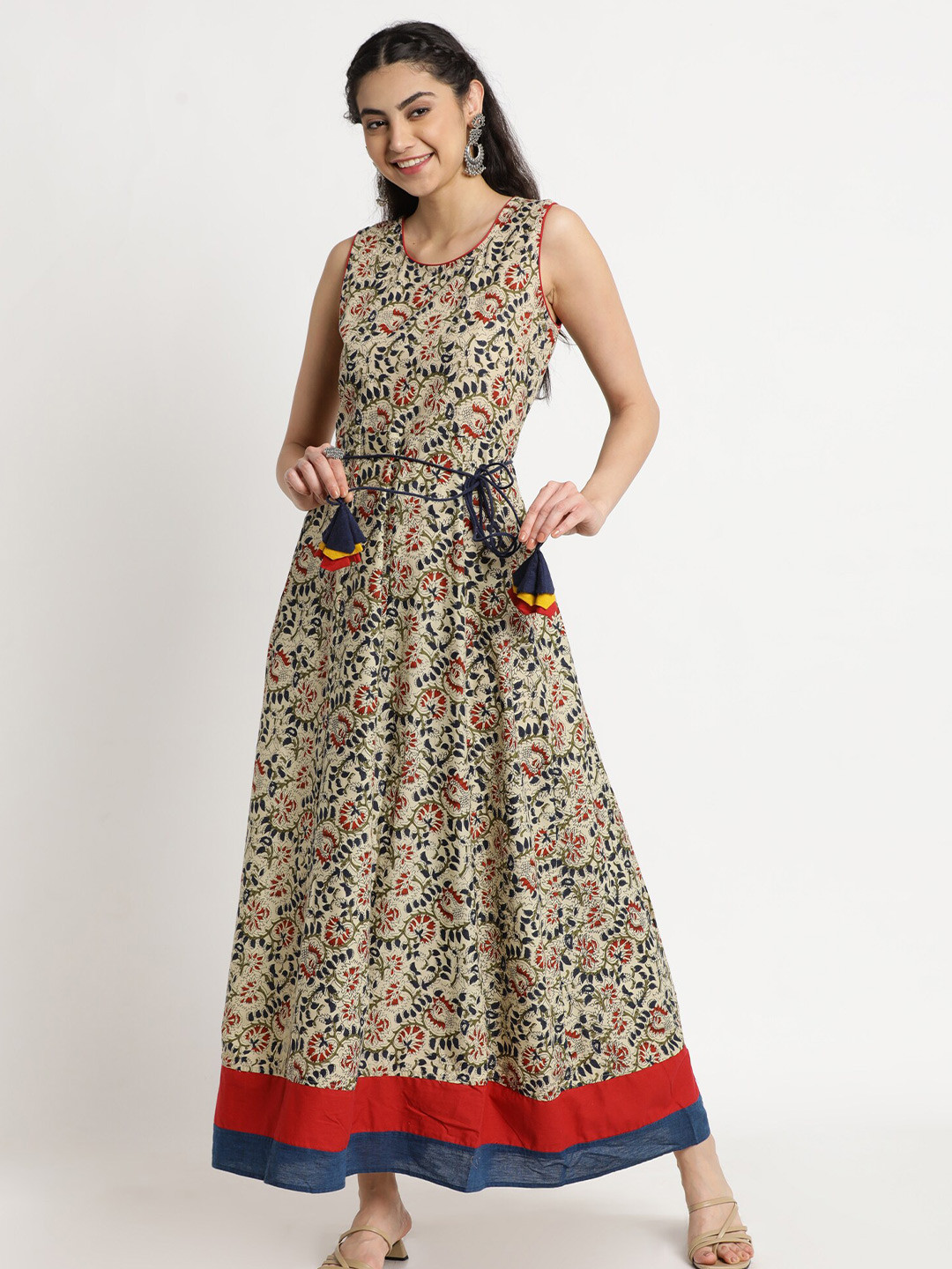 

FLAVIDO Off White Ethnic Sleeveless Motifs Maxi Dress