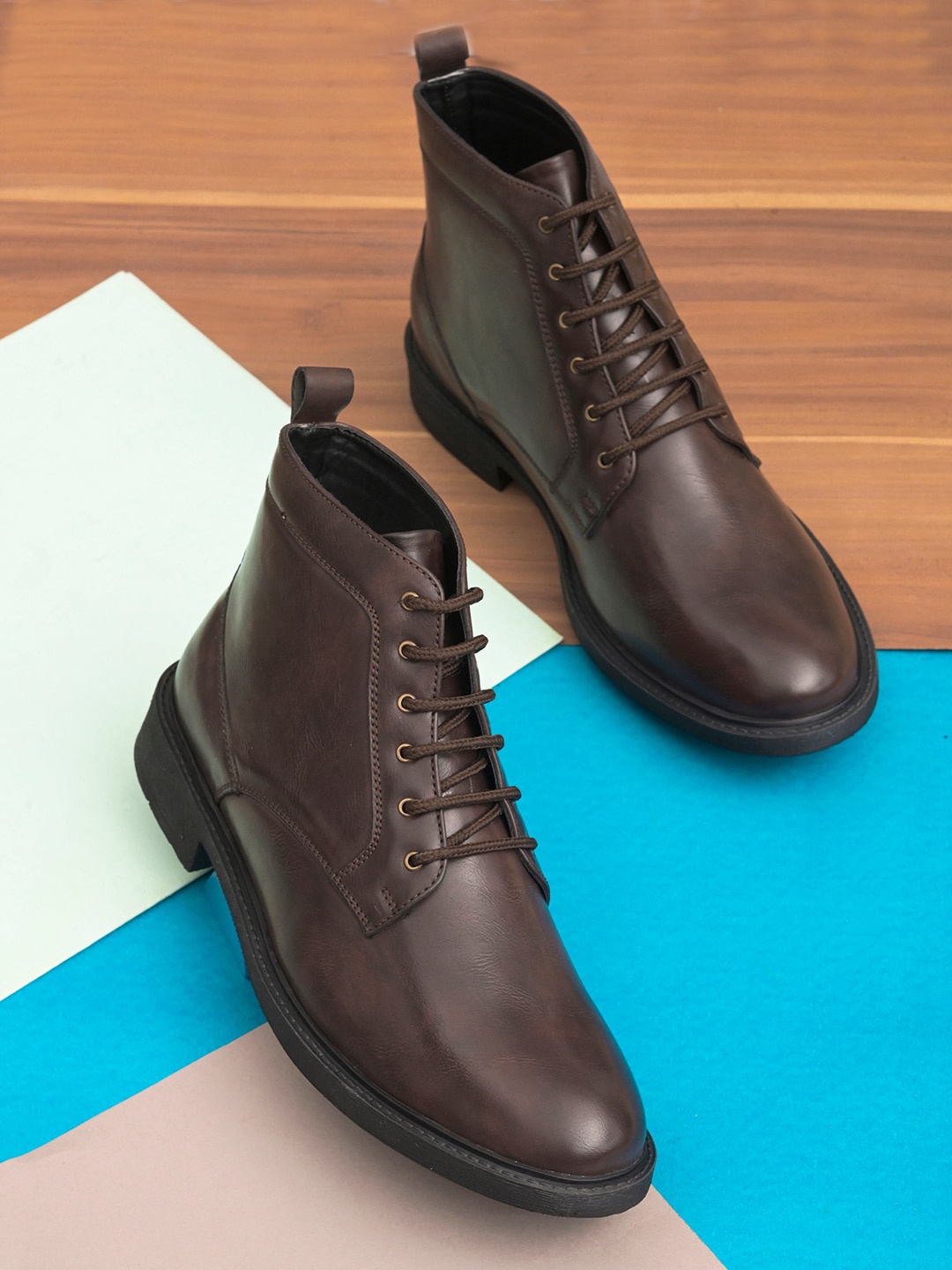 

Roadster Men Brown Solid Casual Lace-up Boots