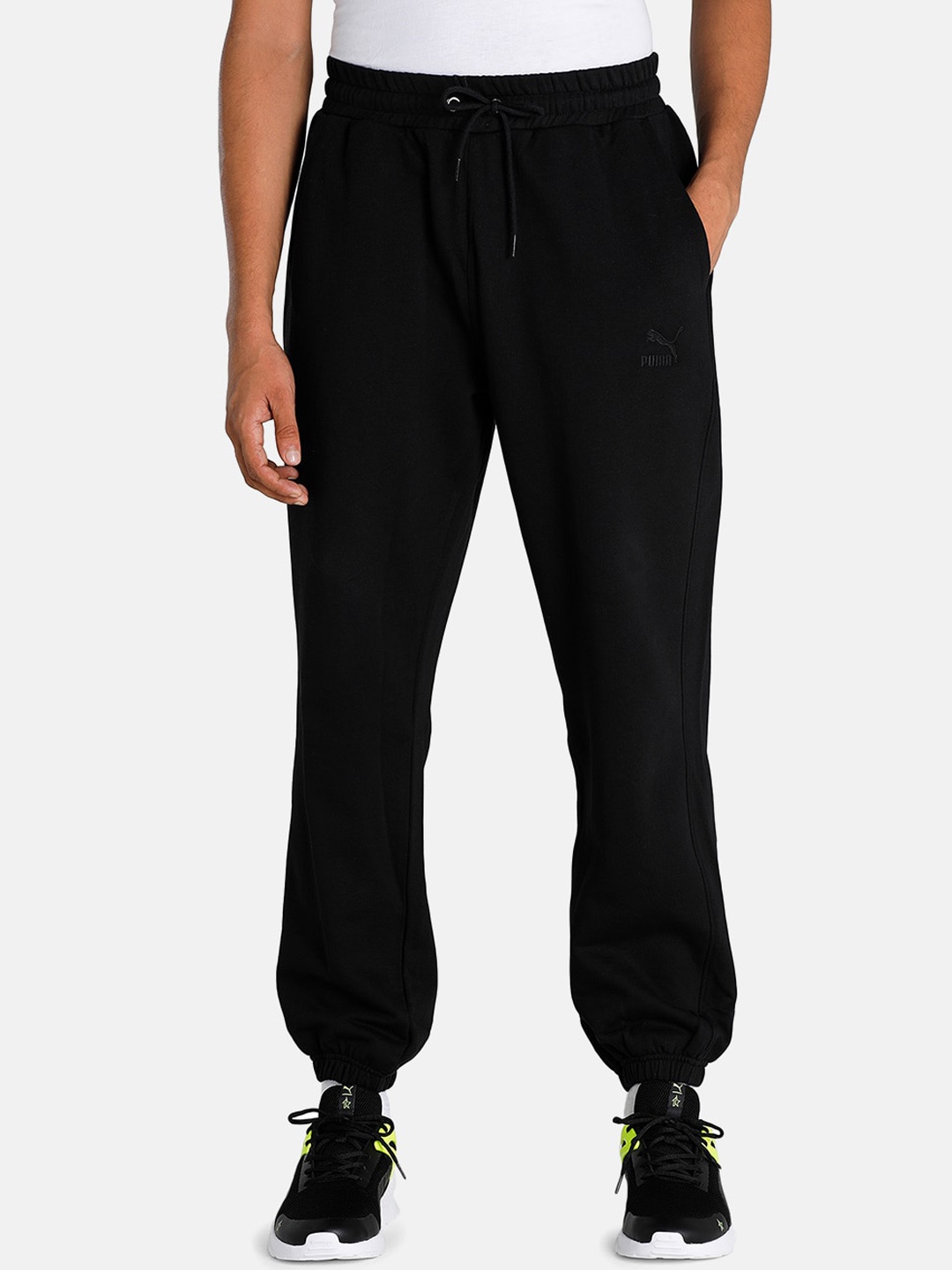 

Puma Men Black PUMA X 1DER Printed Relaxed-Fit Cotton Joggers