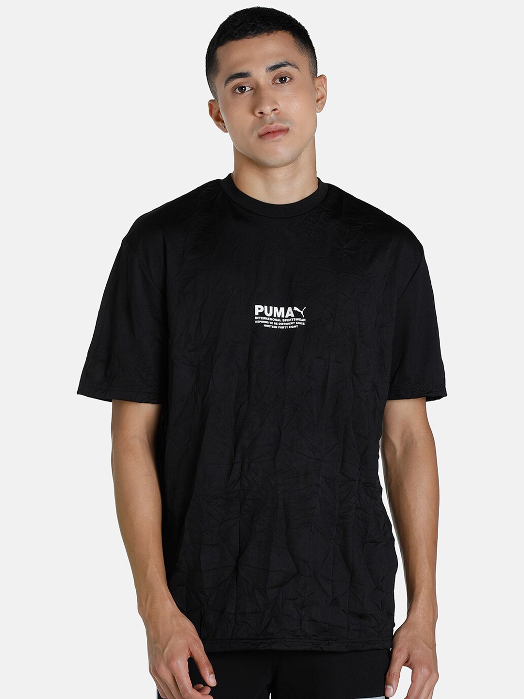 

Puma Men Black Avenir Crinkle Printed T-shirt