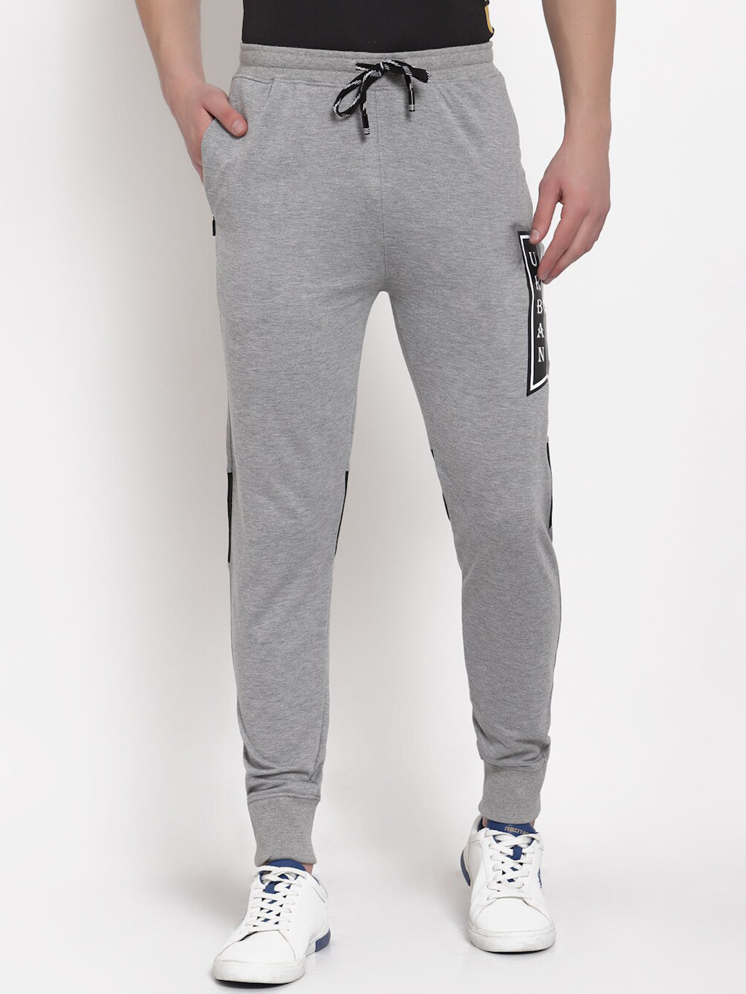 

PAUSE SPORT Men Grey Solid Cotton Joggers
