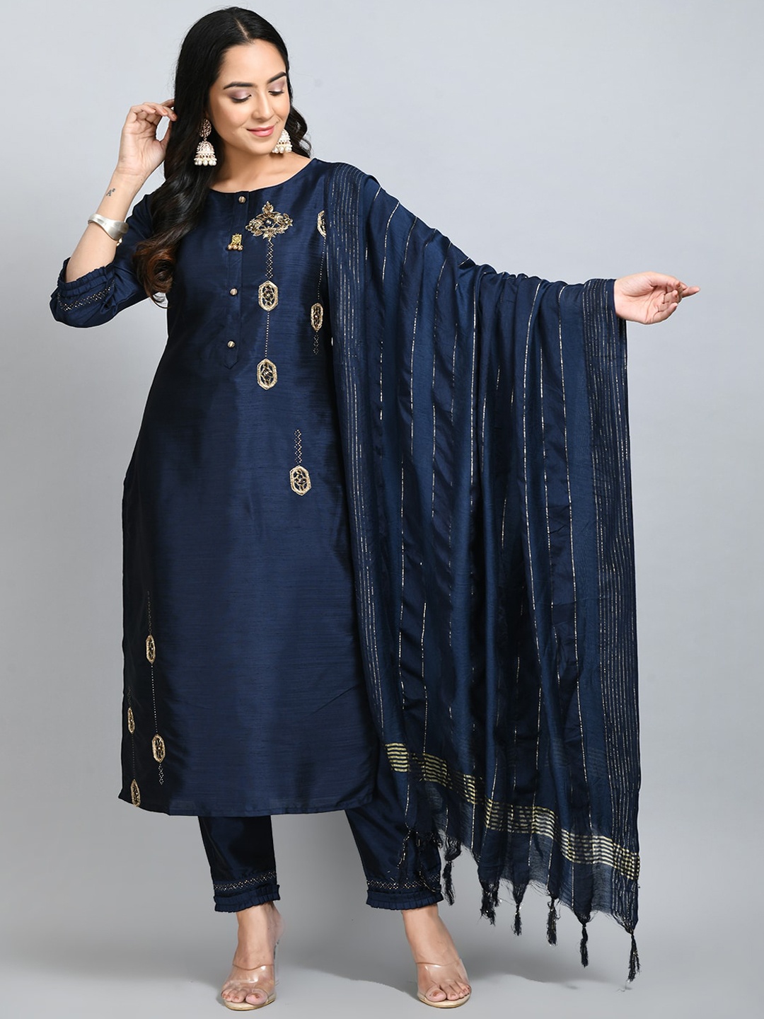 

DesiNoor com Women Navy Blue Ethnic Motifs Embroidered Kurta With Trousers & With Dupatta