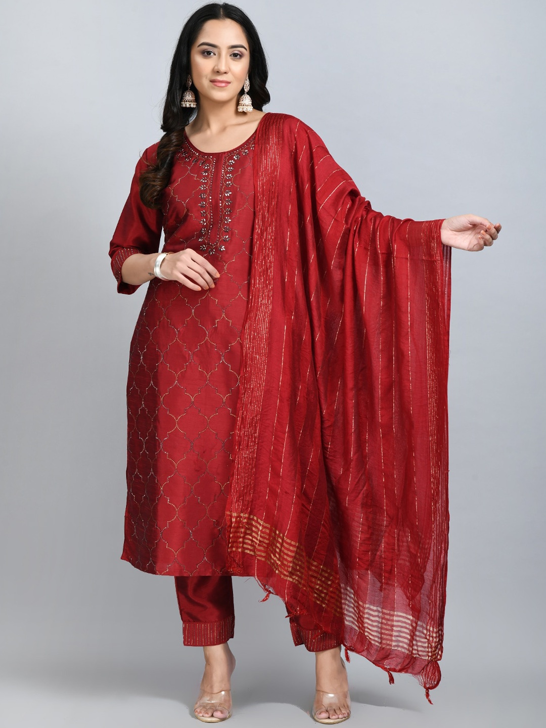 

DesiNoor.com Ethnic Motifs Embellished Kurta With Trousers & Dupatta, Maroon