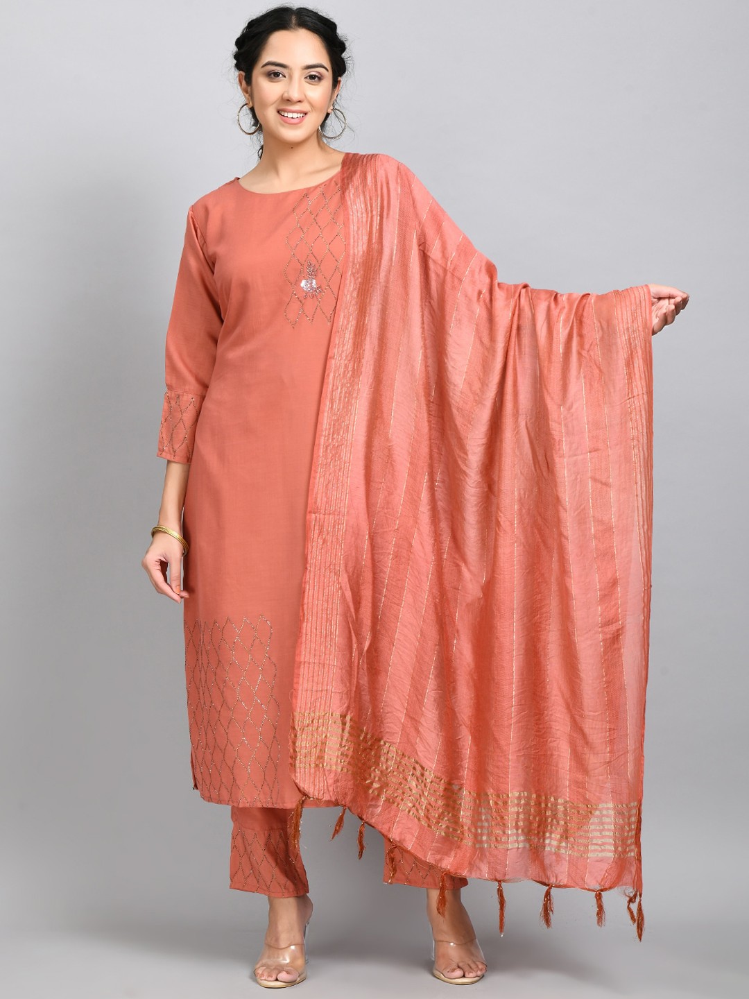

DesiNoor.com Ethnic Motifs Embroidered Beads and Stones Kurta with Trousers & Dupatta, Peach