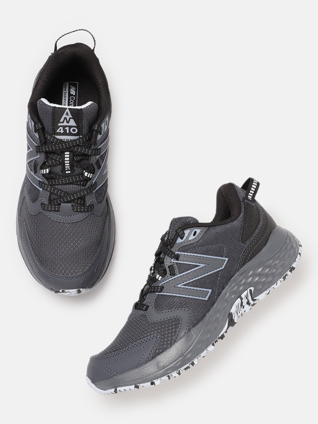 

New Balance Women Woven Design Running Shoes, Grey
