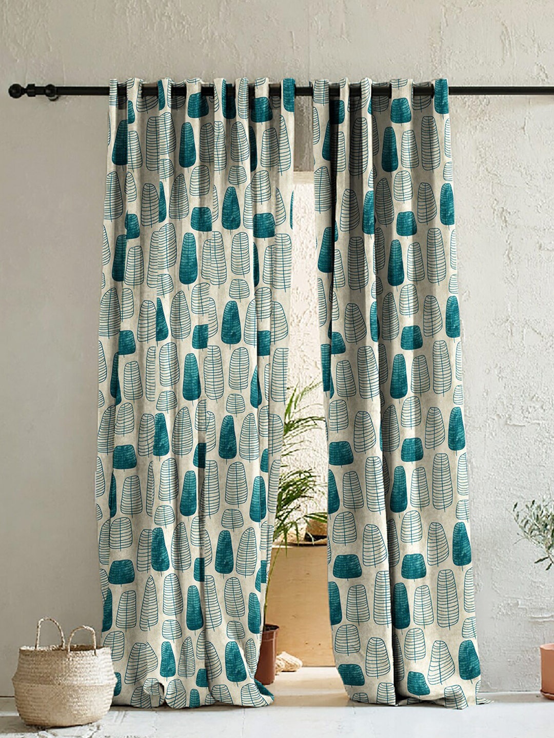 

SPACES Set of 2 Cream-Coloured & Turquoise Blue Room Darkening Door Curtains