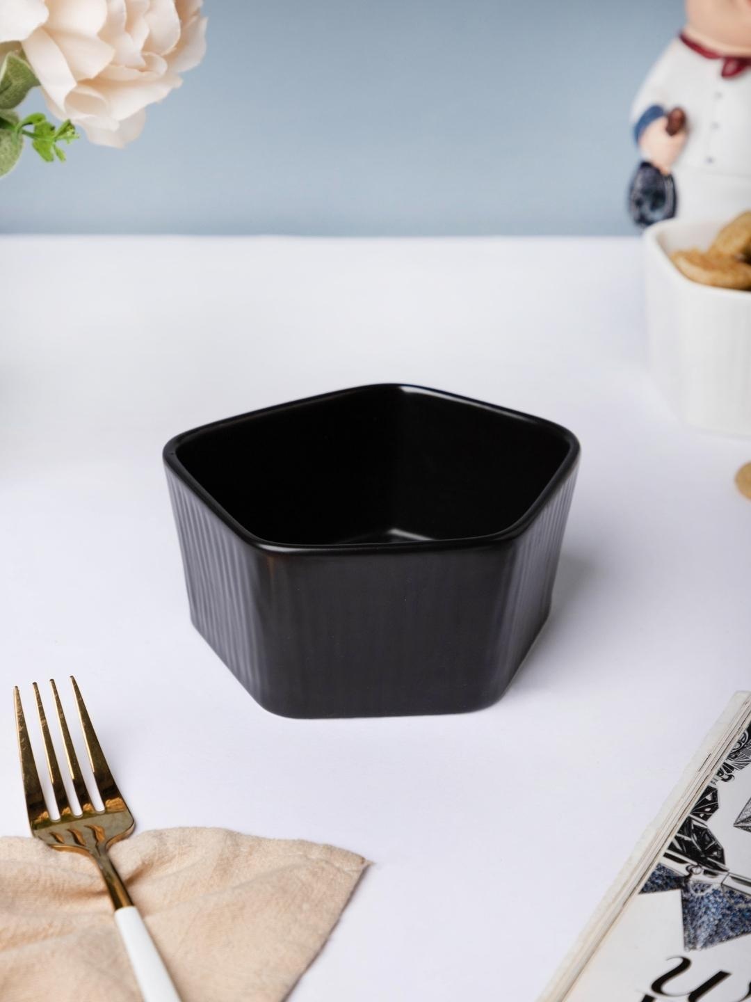 

Nestasia Black Matte Pentagon Microwave safe Ceramic Salad Bowl 350ml