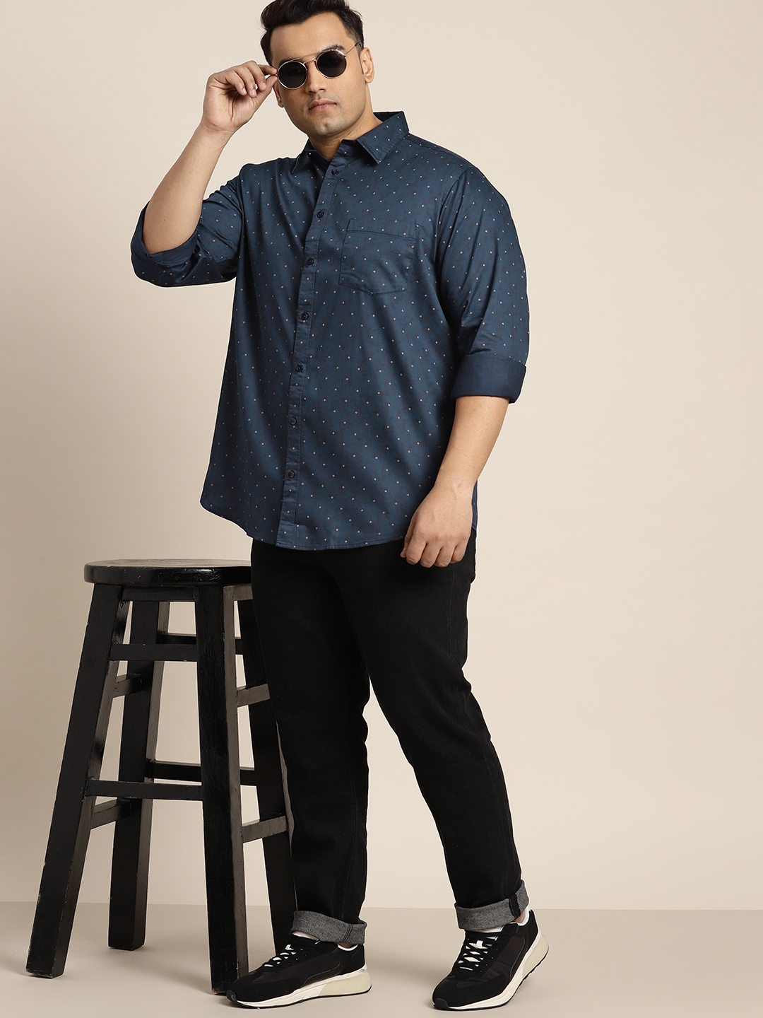 

Sztori Plus Size Pure Cotton Printed Casual Shirt, Navy blue
