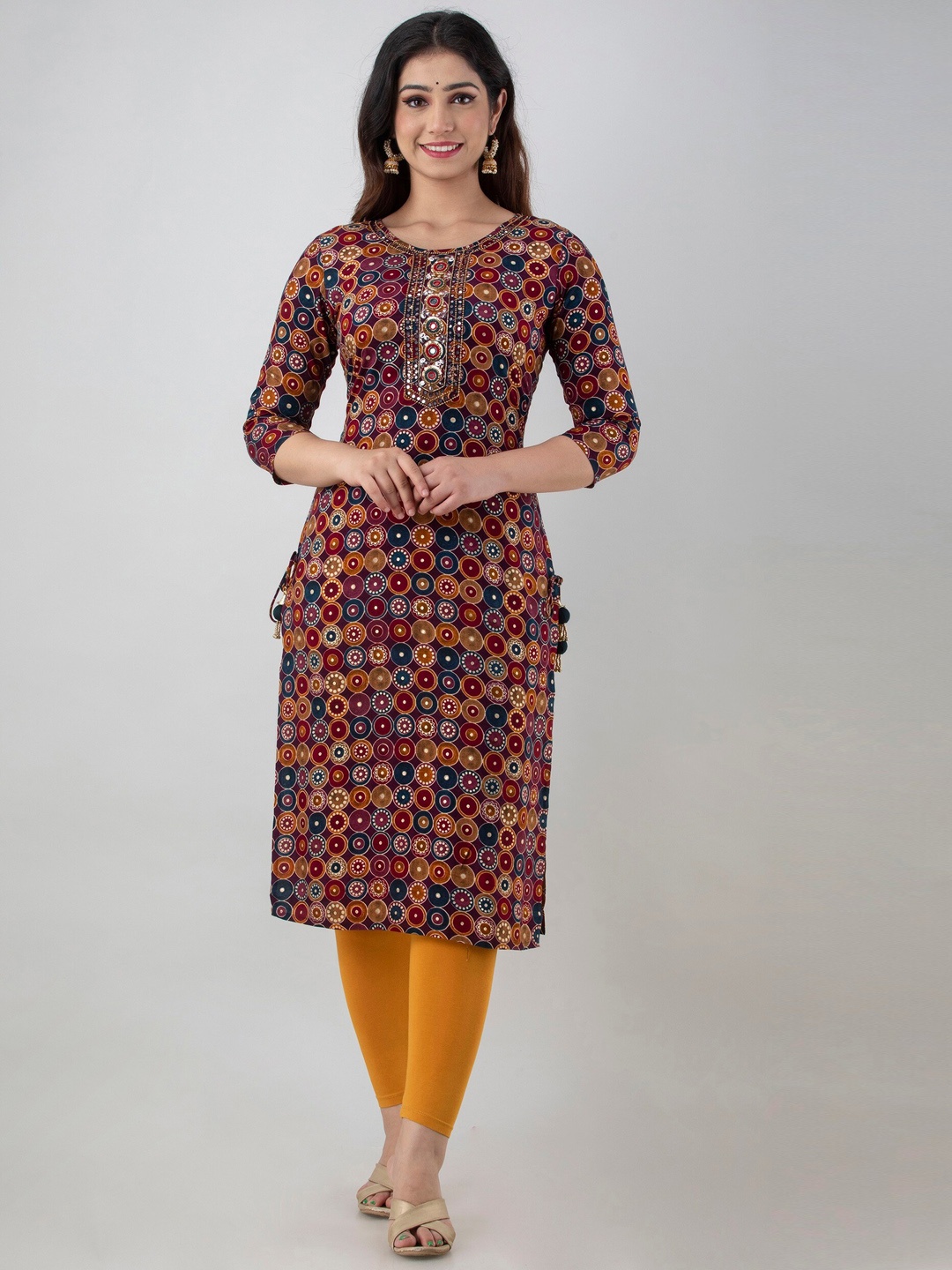 

CKM Round Neck Ethnic Motifs Printed Straight Fit Kurta, Red