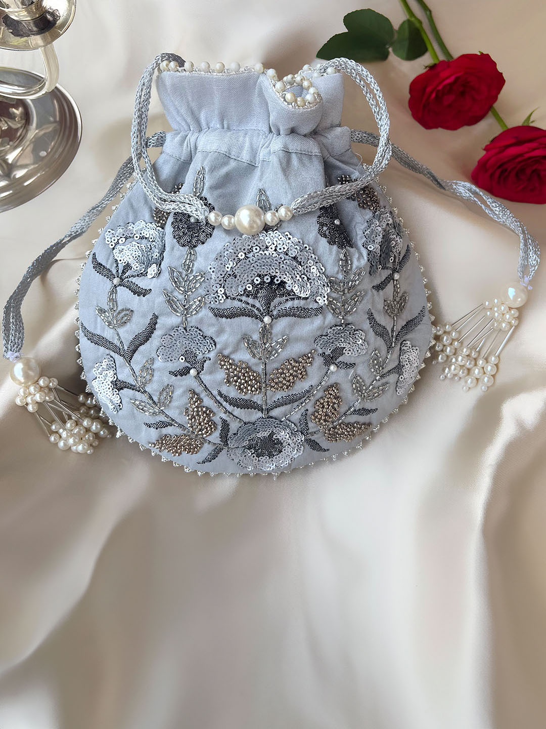 

MASQ Grey & White Embellished Potli Clutch