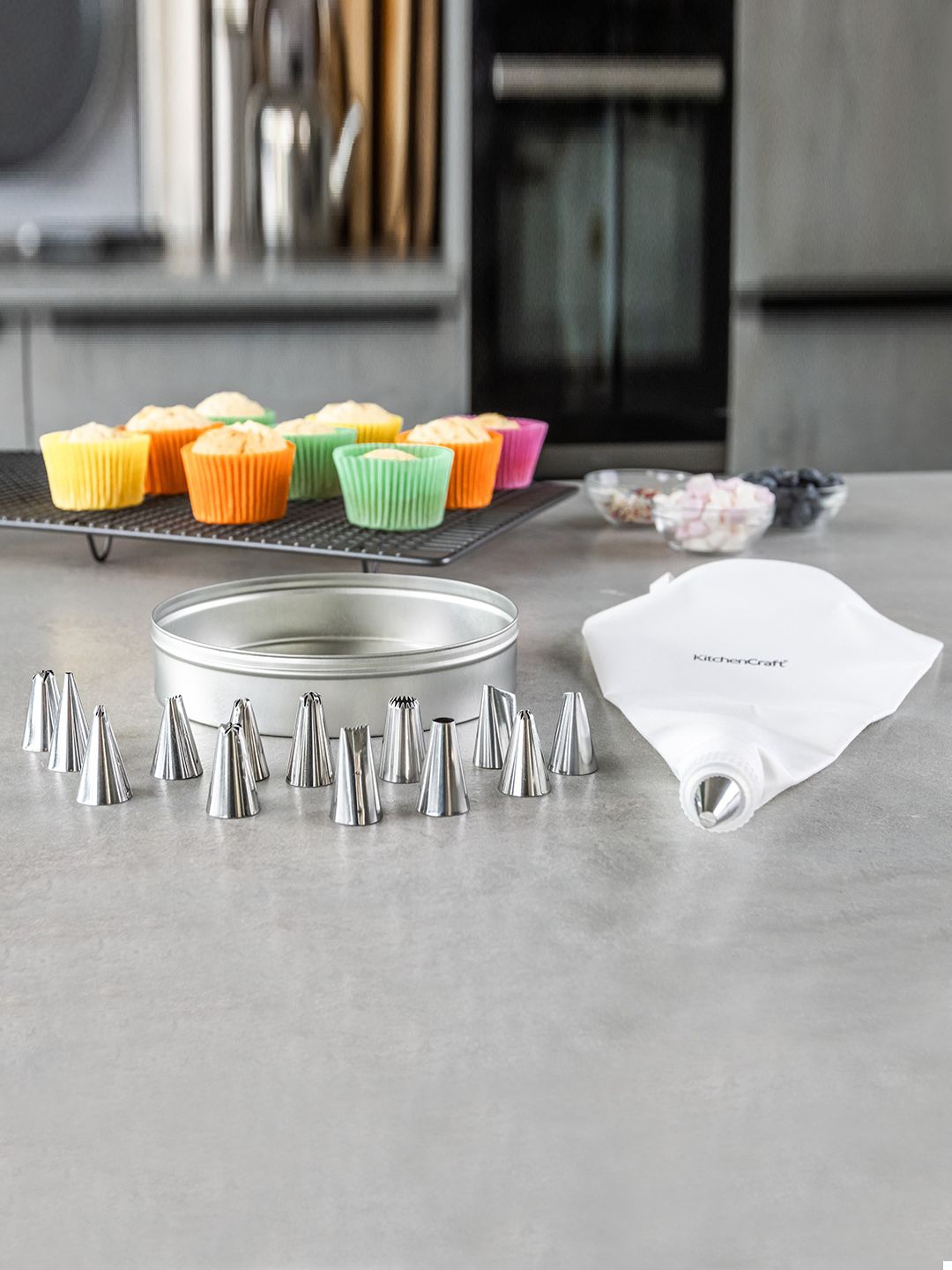 

KitchenCraft Set Of 16 Pieces Icing cone and Coupler Set, Steel
