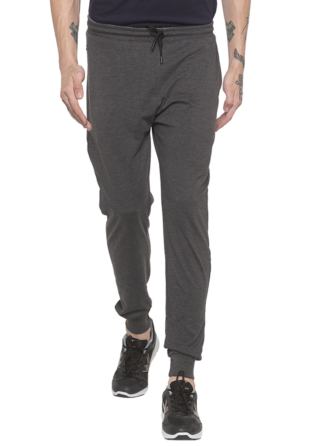 

Status Quo Men Grey Solid Cotton Joggers