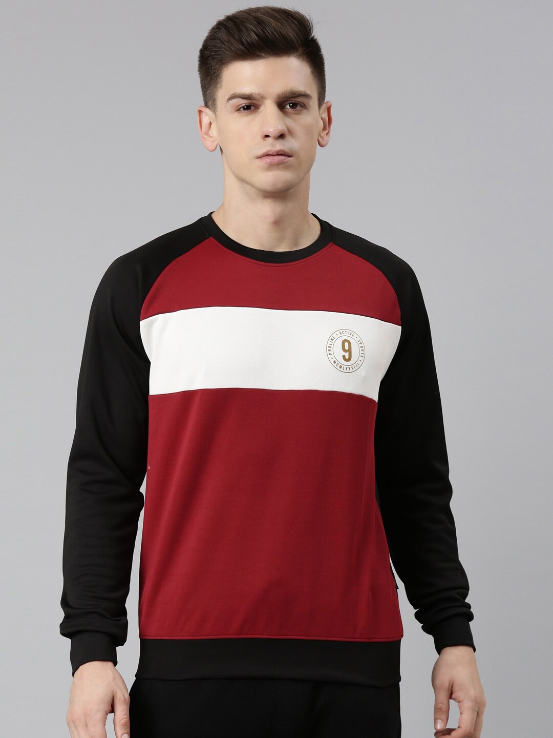 

Proline Active Men Black Colourblocked Sweatshirt