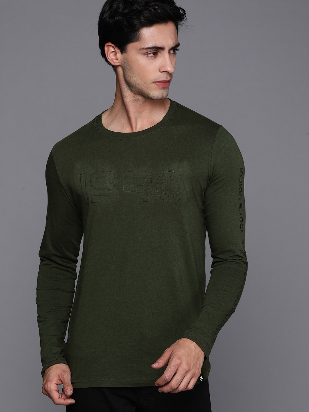 

WROGN Men Typography Detail Round Neck Pure Cotton Slim Fit T-shirt, Olive