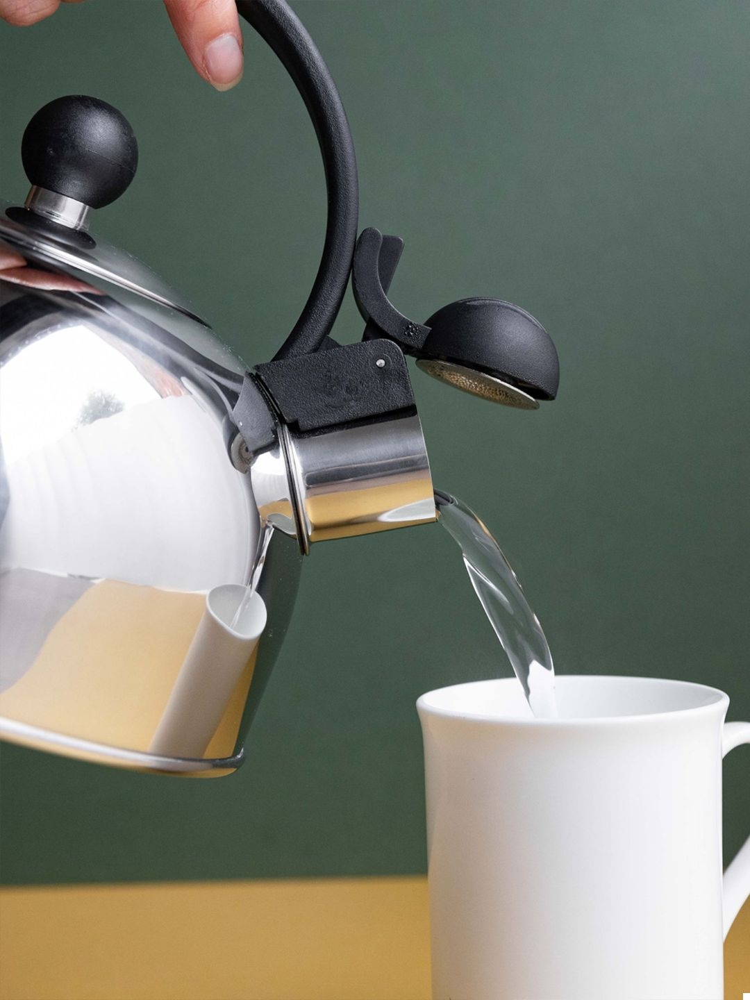 

La Cafetiere Stainless Steel 1.3 Litres Whistling Kettle, Silver