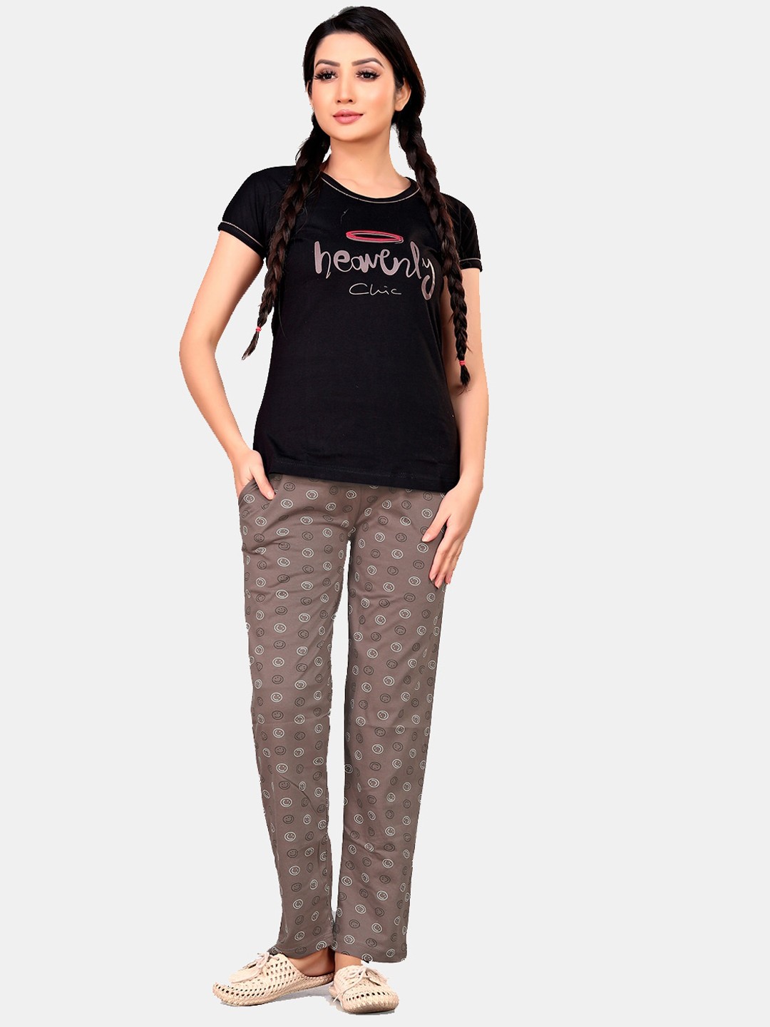 

SKMIE Women Brown & Black Printed Pure Cotton Night Suit