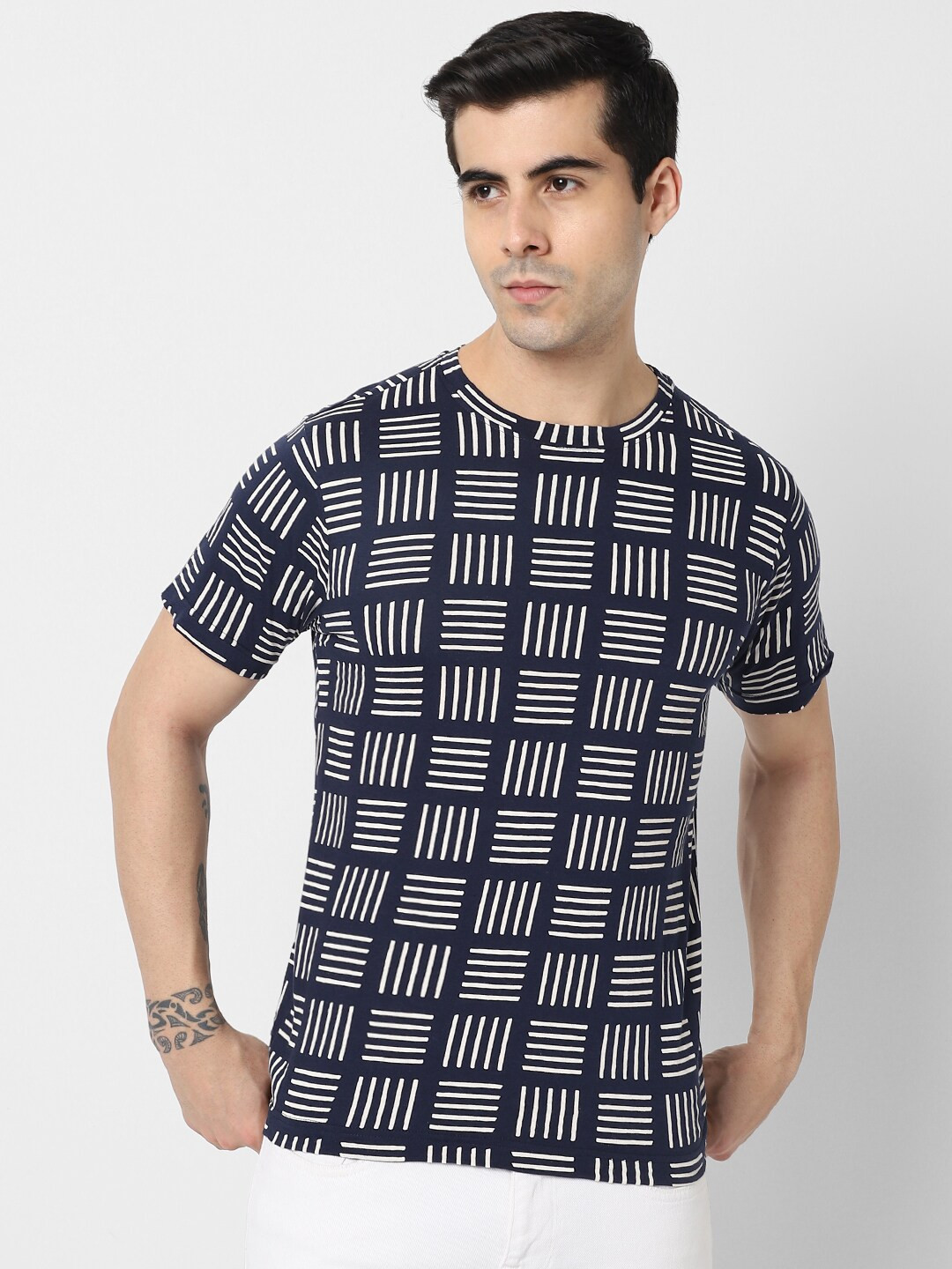 

VASTRADO Men Navy Blue Printed Round Neck Cotton T-shirt
