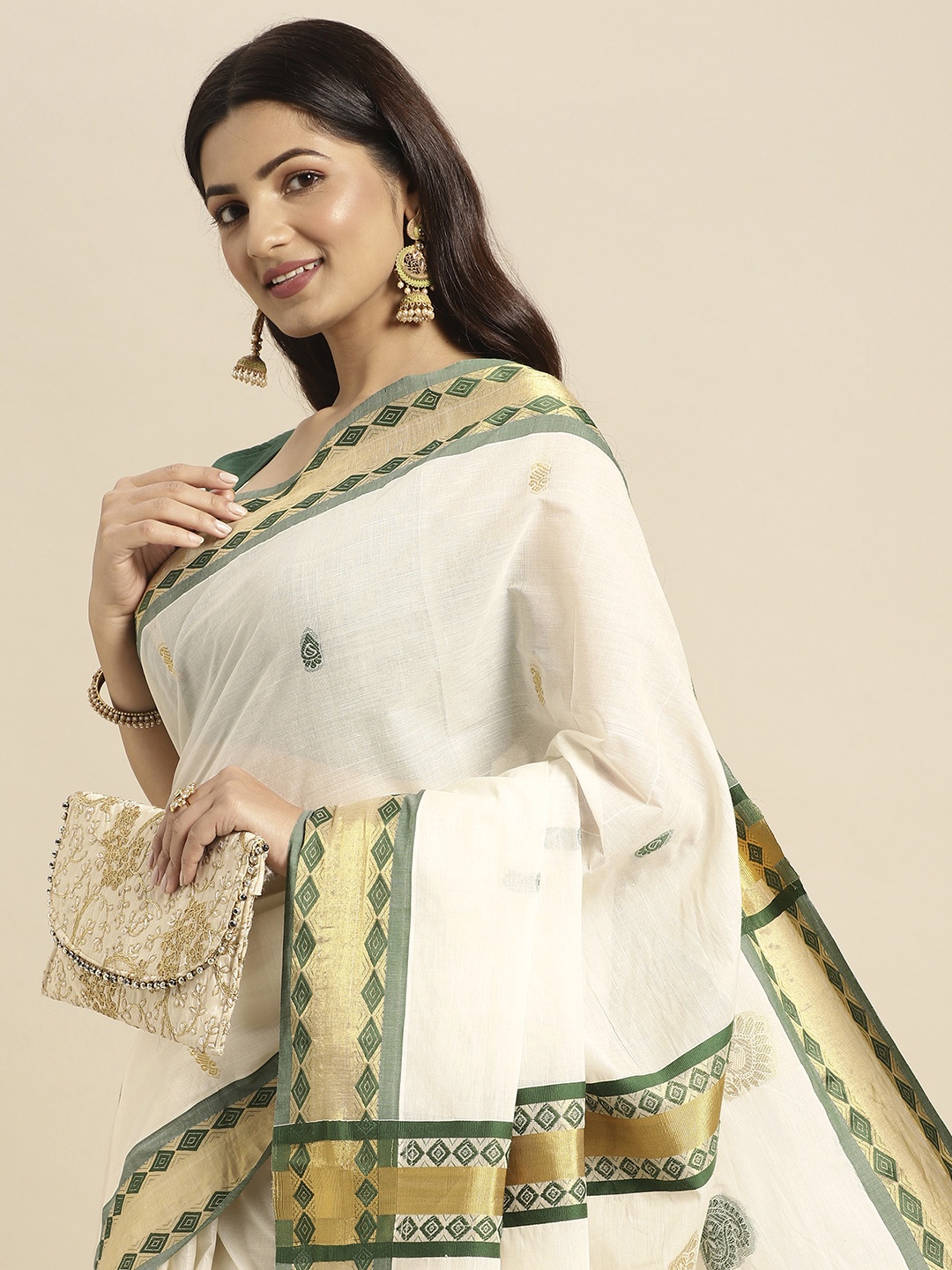 

Thara Sarees White & Green Woven Design Kasavu Saree