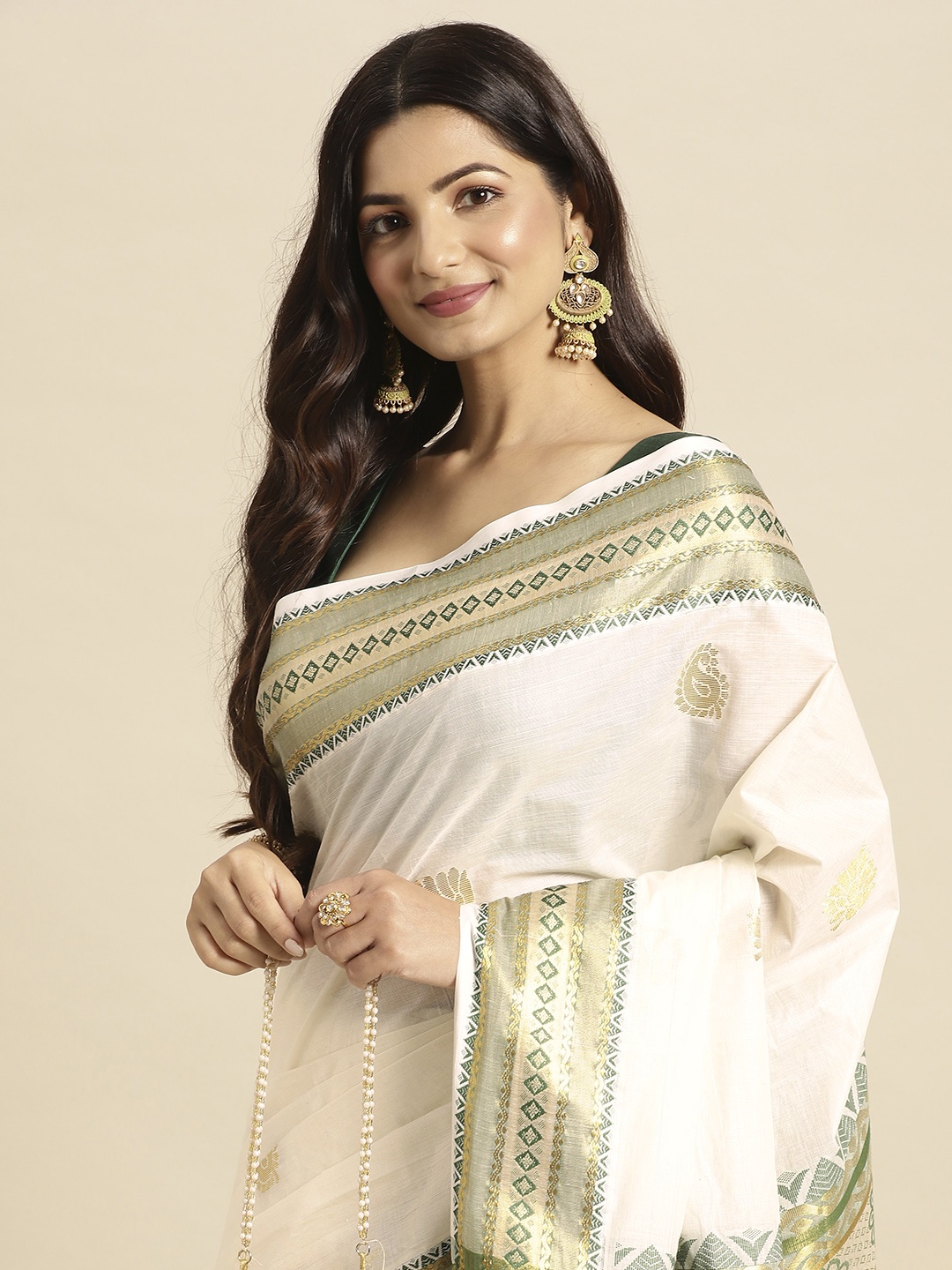 

Thara Sarees White Woven Design Kasavu Saree