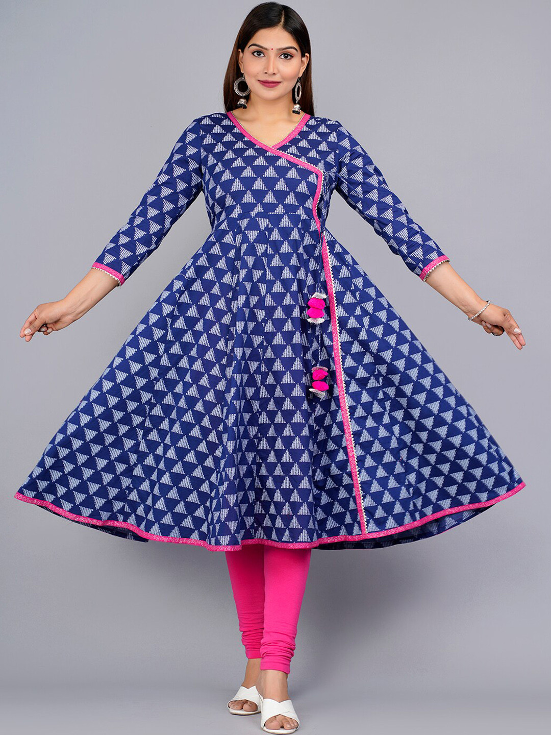 

HERE&NOW Women Blue & Pink Ethnic Motifs Printed Anarkali Kurta