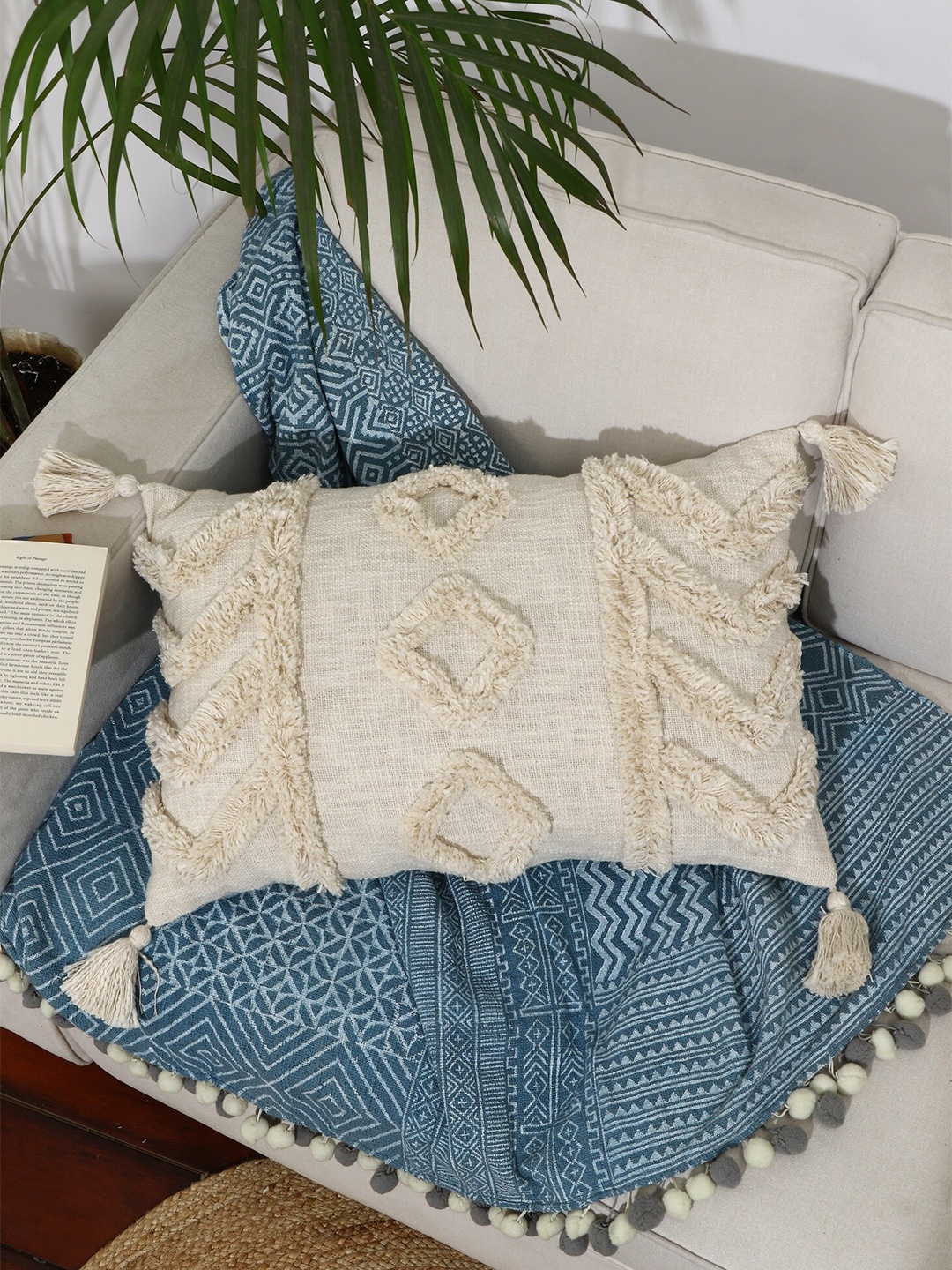 

HERE&NOW Cream-Coloured Rectangle Cotton Cushion Cover