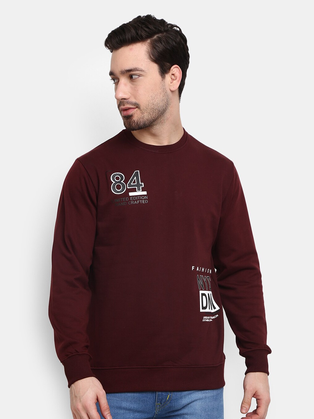 

V-Mart Men Red Printed Fleece Sweatshirt