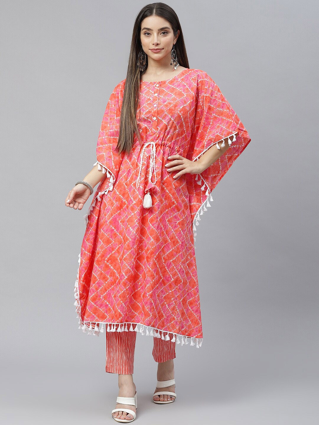 

Indibelle Geometric Printed Flared Sleeves Kaftan Pure Cotton Kurta, Peach