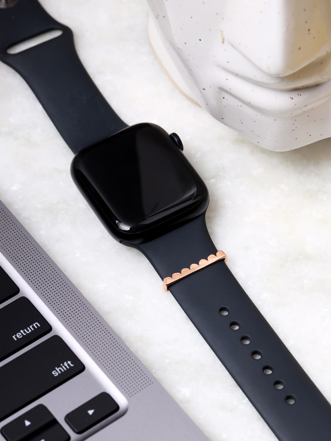 

Mitali Jain Women Rose Gold-Toned Solid Cloud Watch Band