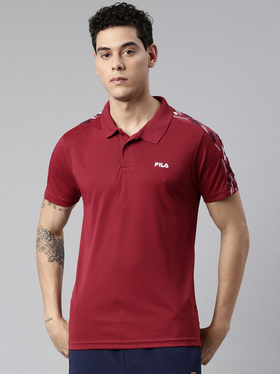 

FILA Men Brown Solid Polo Collar T-shirt