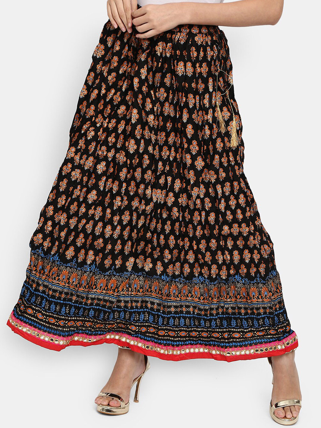 

V-Mart Women Black & Red Floral Printed Pure Cotton Flared Maxi Skirt