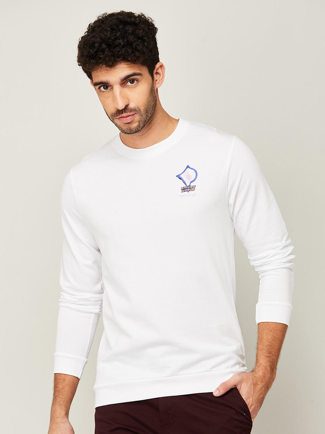 

SmileyWorld Men White Cotton Sweatshirt