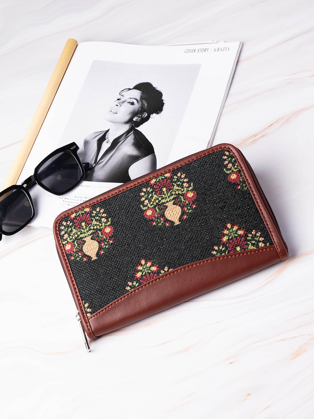 

ZOUK Women Green & Brown Ethnic Motifs Printed Zip Around Wallet