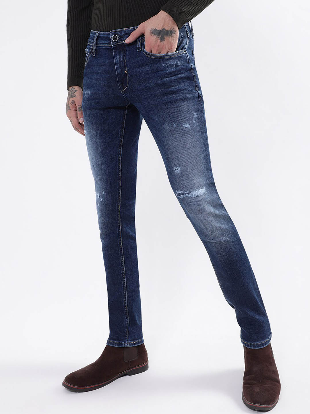 

Antony Morato Men Blue Tapered Fit Low Distress Heavy Fade Stretchable Jeans