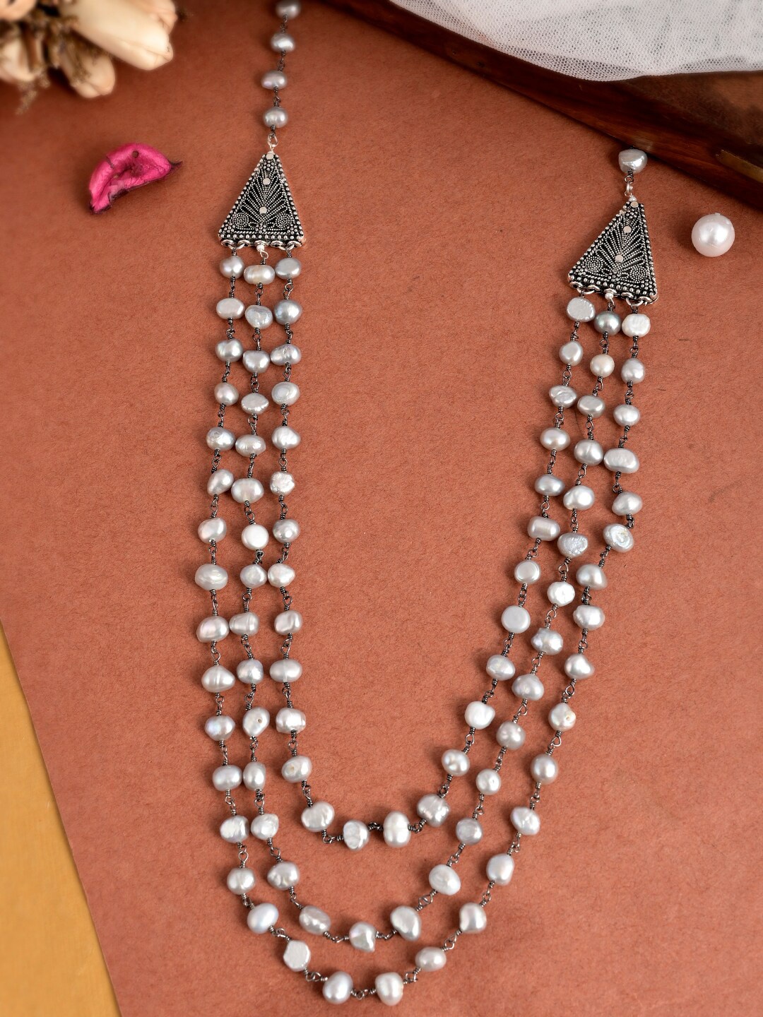 

DASTOOR Women Silver-Plated Onyx Beaded Layered Necklace