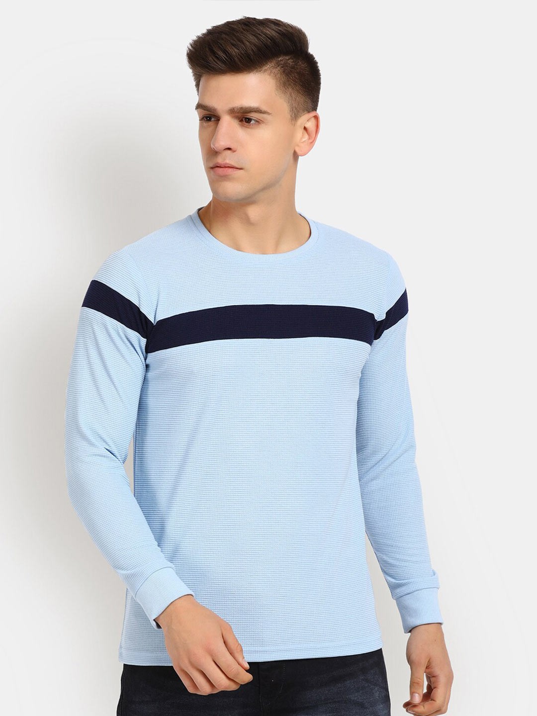 

V-Mart Men Blue Slim Fit Round Neck Cotton T-shirt