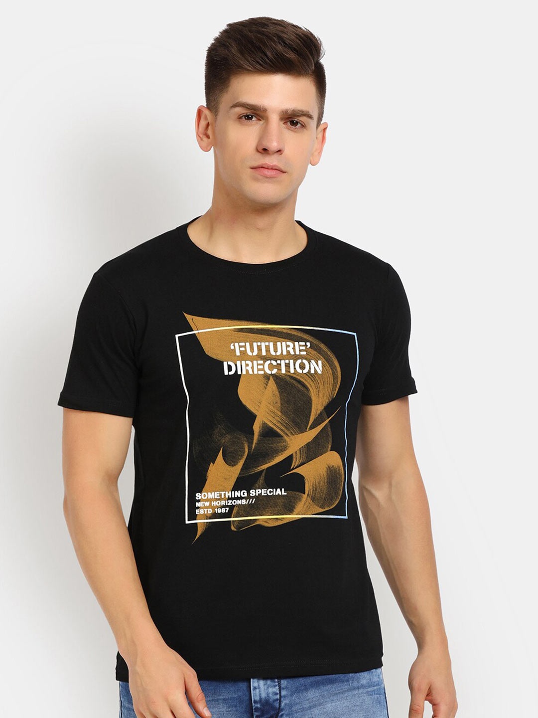 

V-Mart Men Black Typography Printed Slim Fit Round Neck Cotton T-shirt