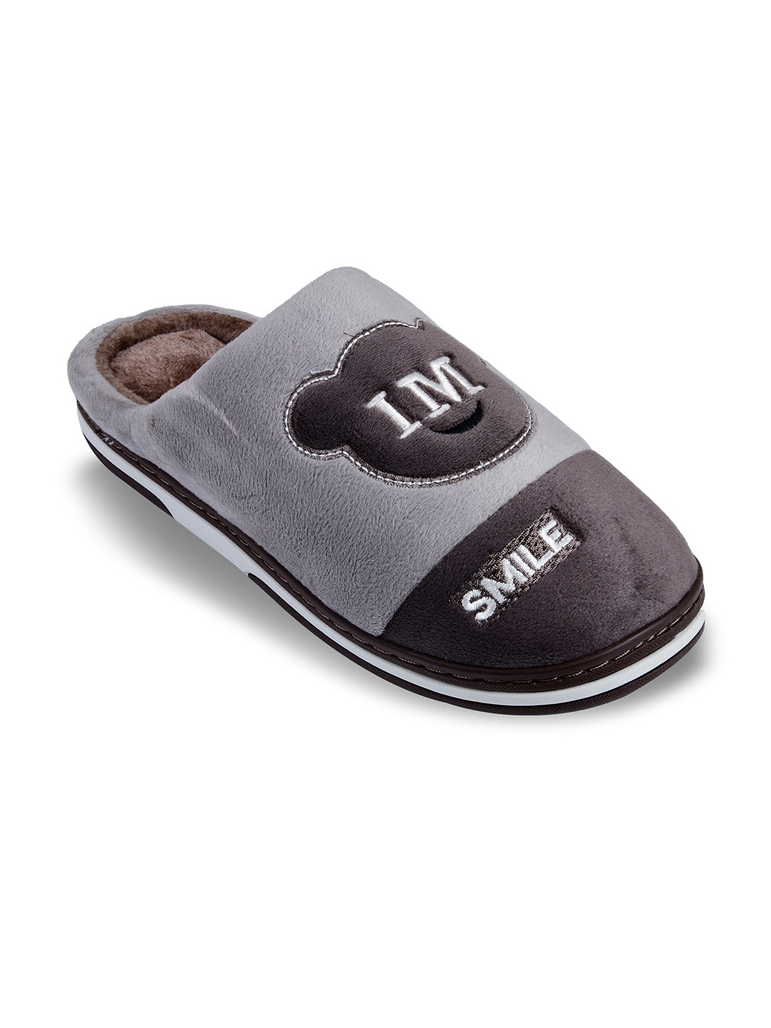 

CASSIEY Men Brown & White Printed Room Slippers