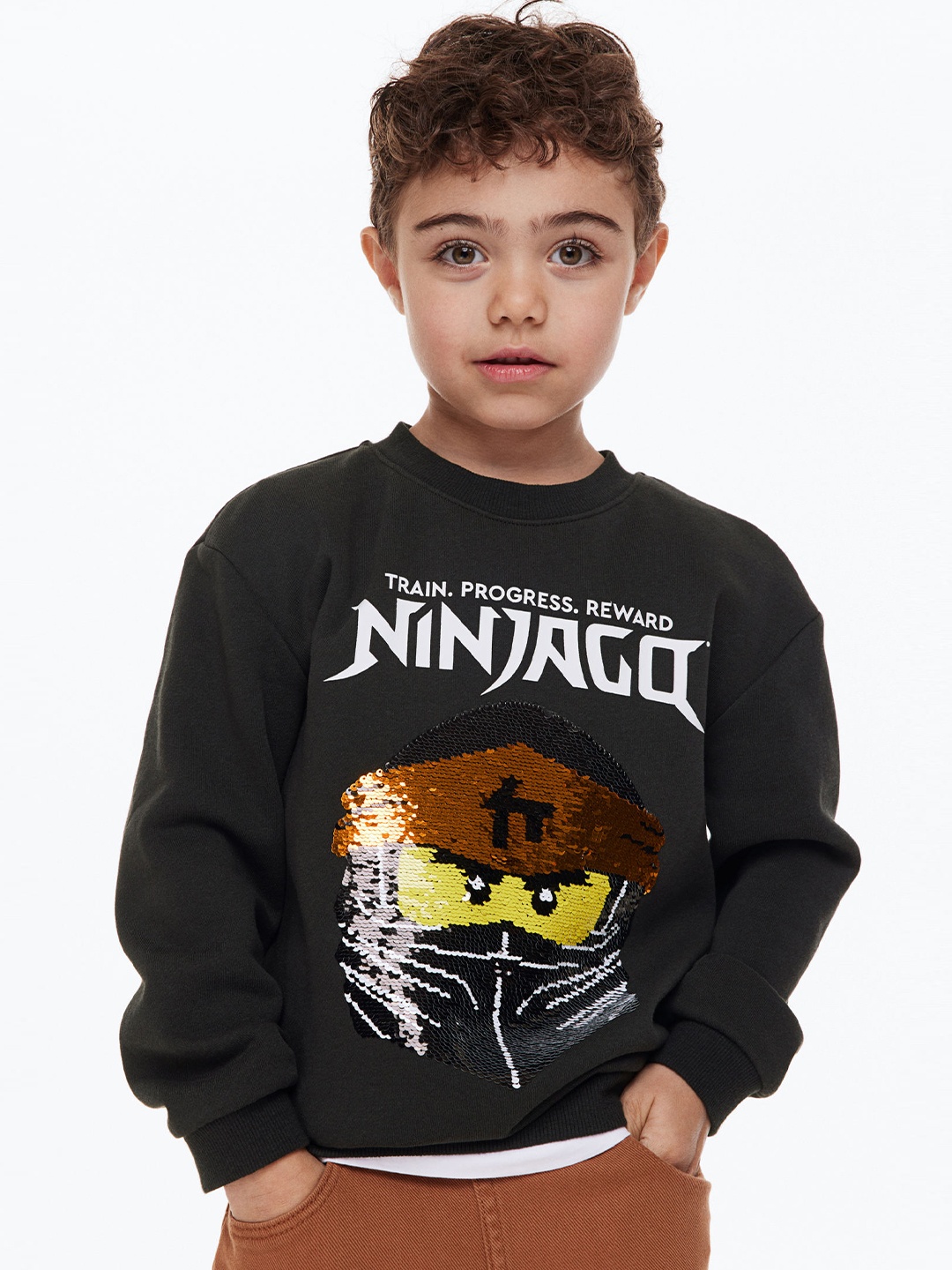 

H&M Boys Black Reversible Sequin-Motif Sweatshirt