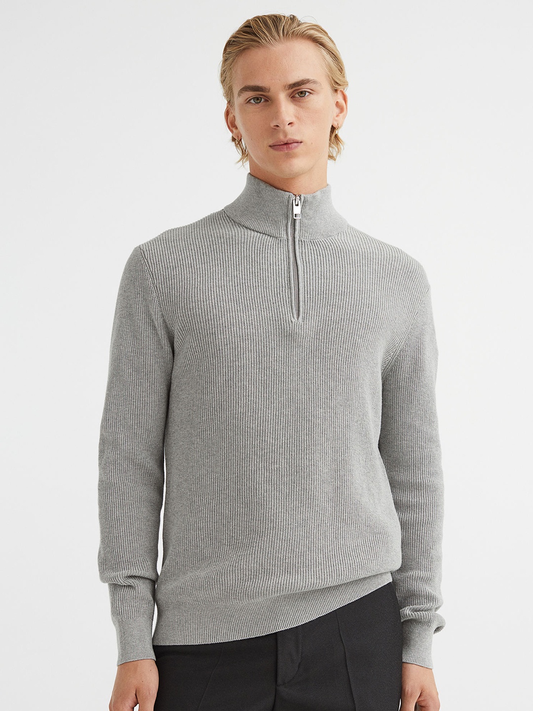 

H&M Men Grey Slim Fit Jumper
