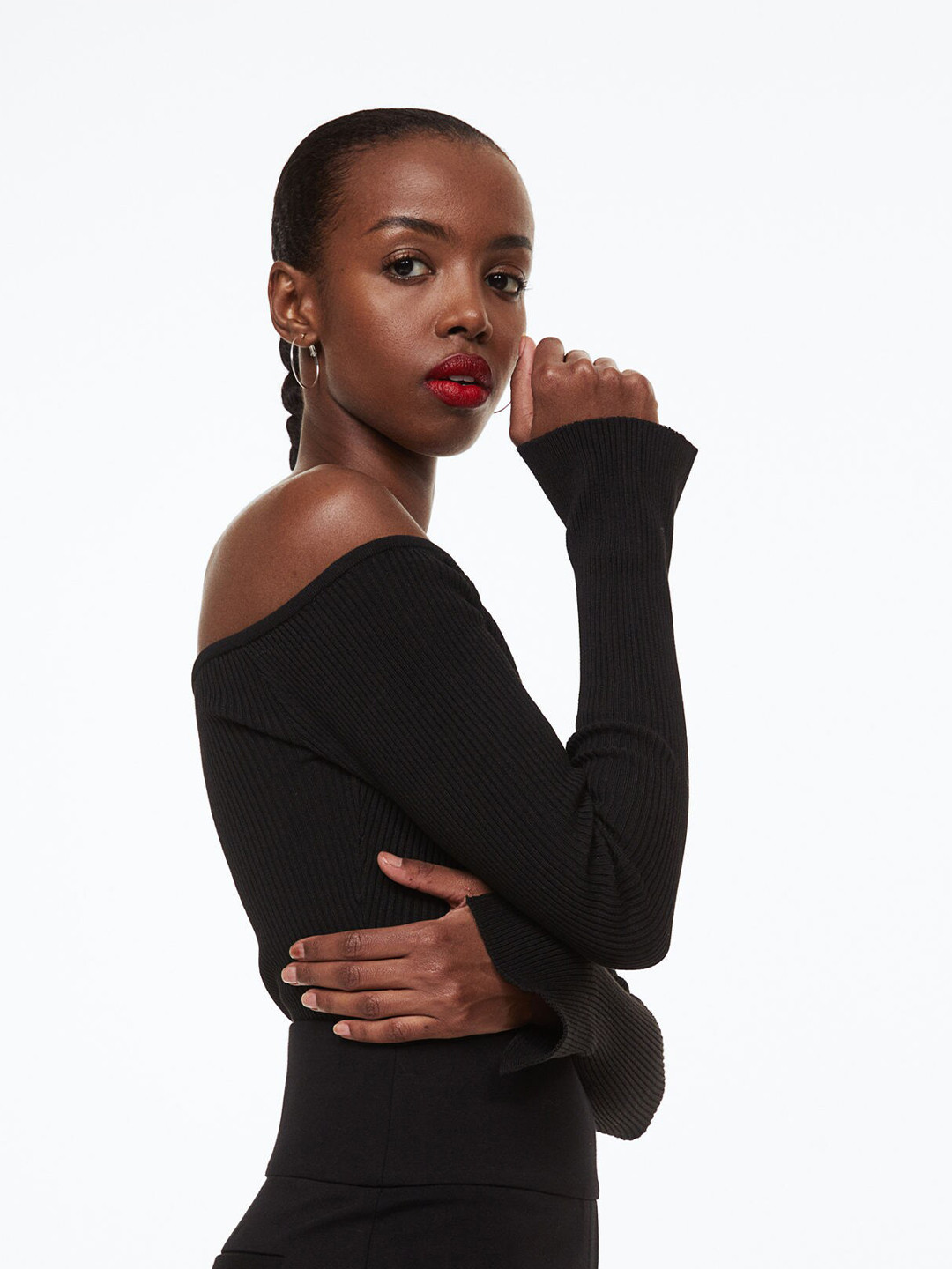 

H&M Women Black Off-The-Shoulder Rib-Knit Top
