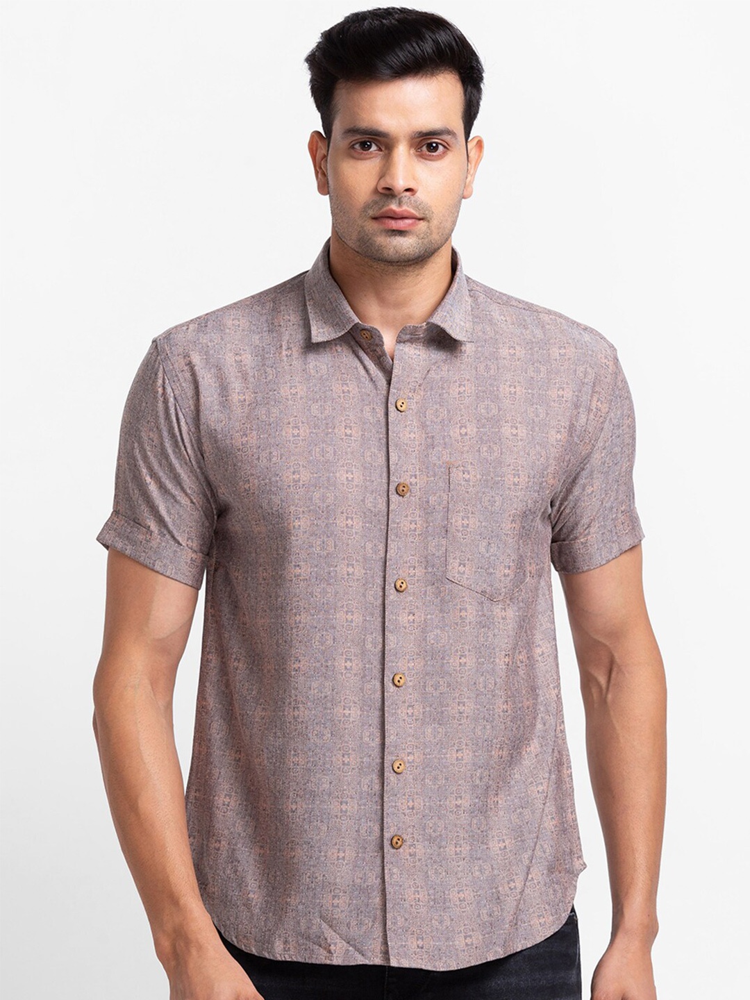 

SARVAMOHAN Men Brown Original Printed Casual Shirt