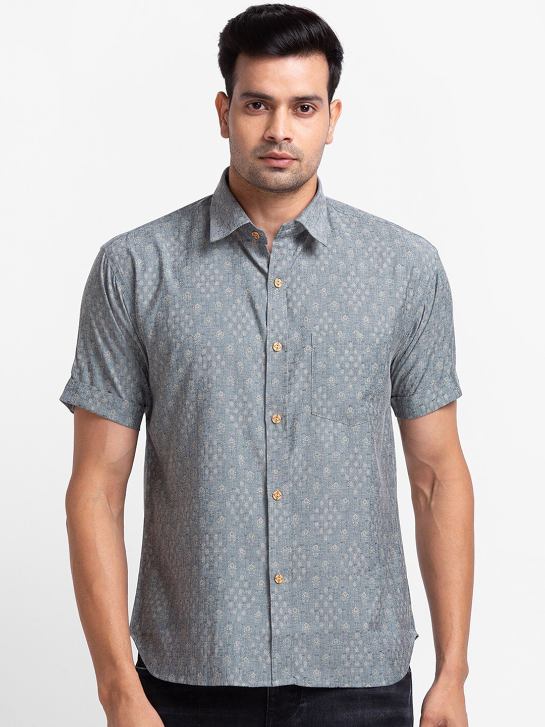 

SARVAMOHAN Men Grey Original Printed Casual Shirt