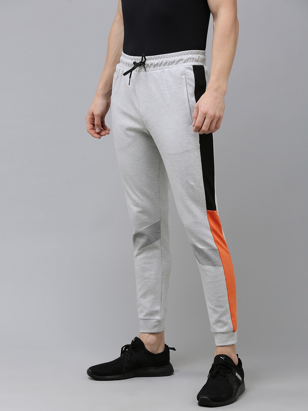 

Van Heusen Flex Men Printed Mid Rise Slim Fit Sports Joggers, Grey