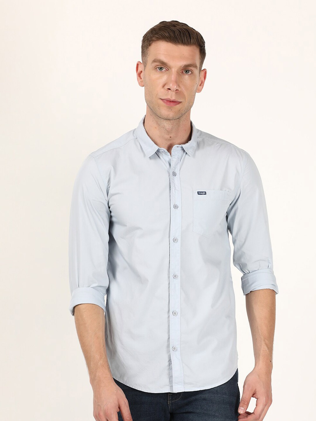 

Wrangler Men Sky Blue Solid Slim Fit Cotton Casual Shirt