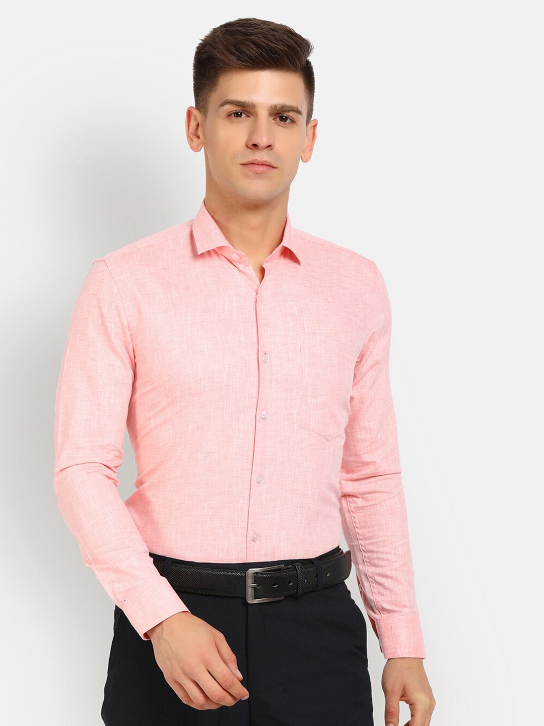 

J White by Vmart Men Pink Classic Regular Fit Solid Cotton Formal Shirt