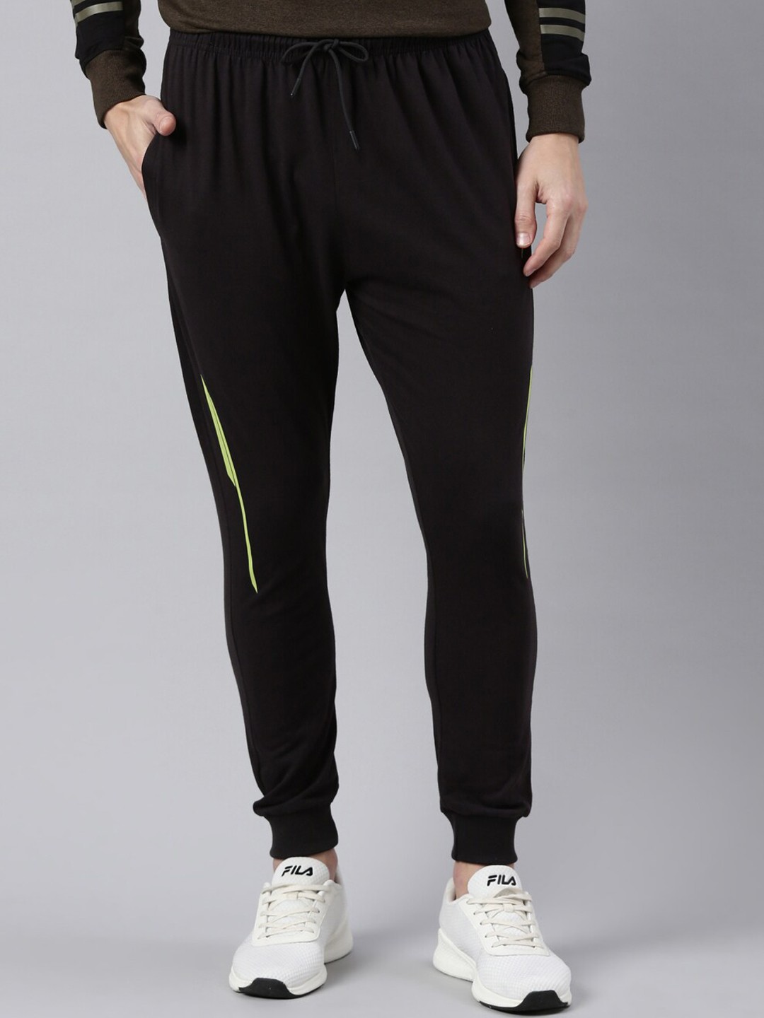 

Proline Active Men Black Solid Cotton Jogger