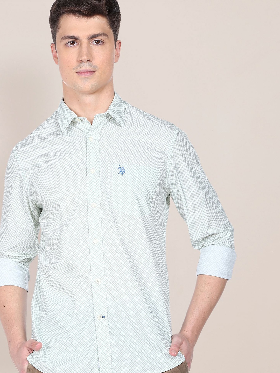 

U.S. Polo Assn. Men Green Pure Cotton Geometric Print Casual Shirt