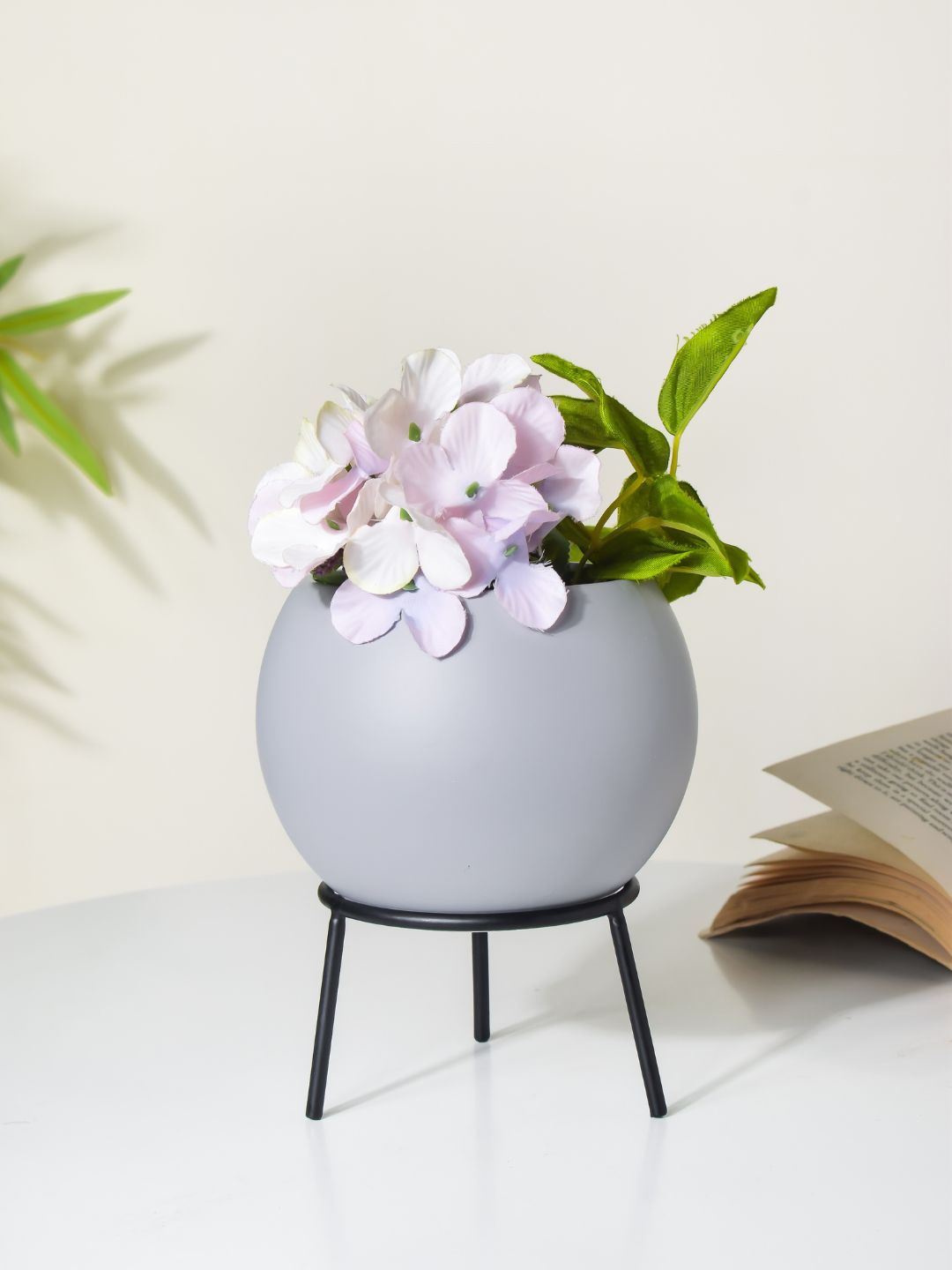 

Nestasia Grey & Black Solid Ceramic Planter With Stand